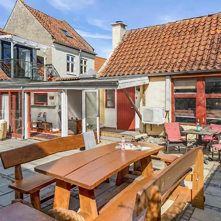 3 Bedroom Gorgeous In Casa de Férias