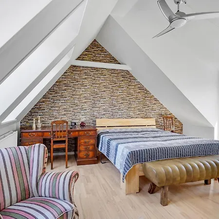 3 Bedroom Gorgeous In Casa de Férias *